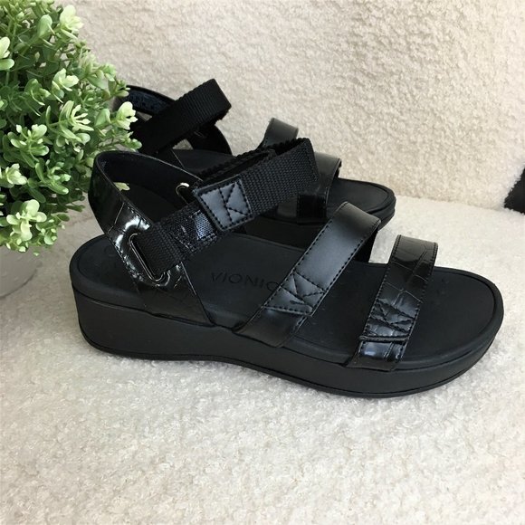 vionic misty sandals